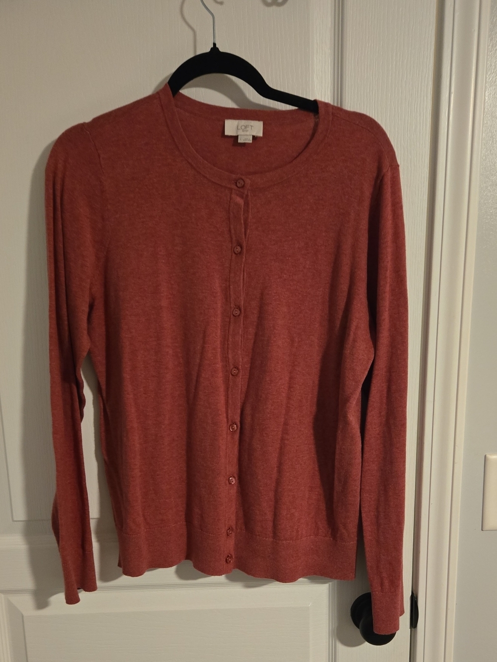 LOFT Women's Button-Front Crewneck Cardigan - Cranberry
